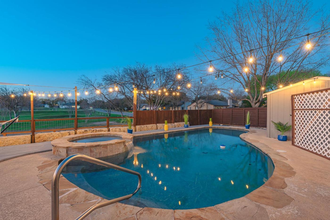 Stunning Pool Overlooking Golf Course & Game Room San Antonio Bagian luar foto